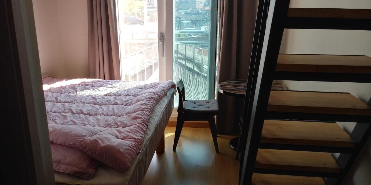 Ri-In Mokpo Guesthouse Luaran gambar